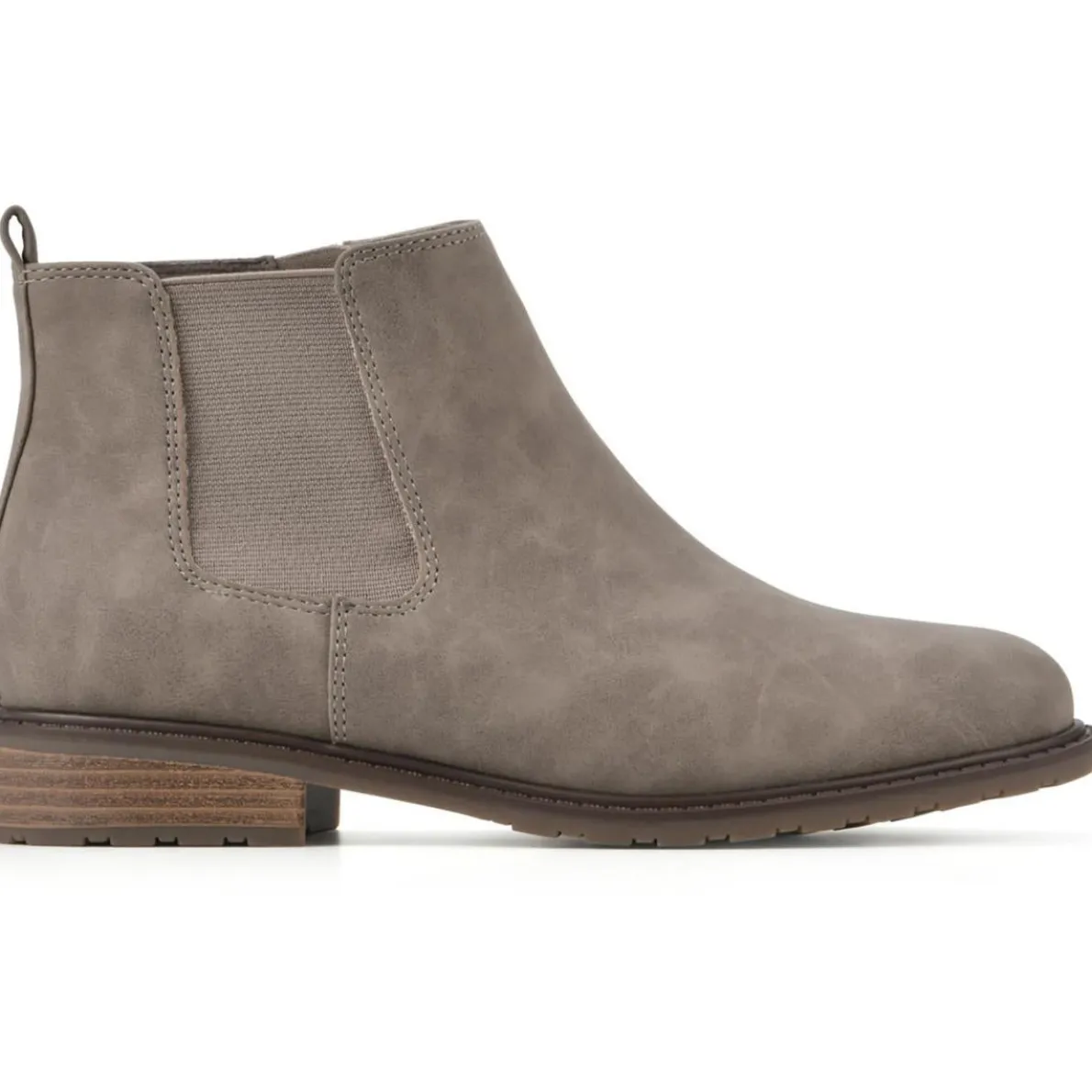 Caching Faux Leather Ankle Booties