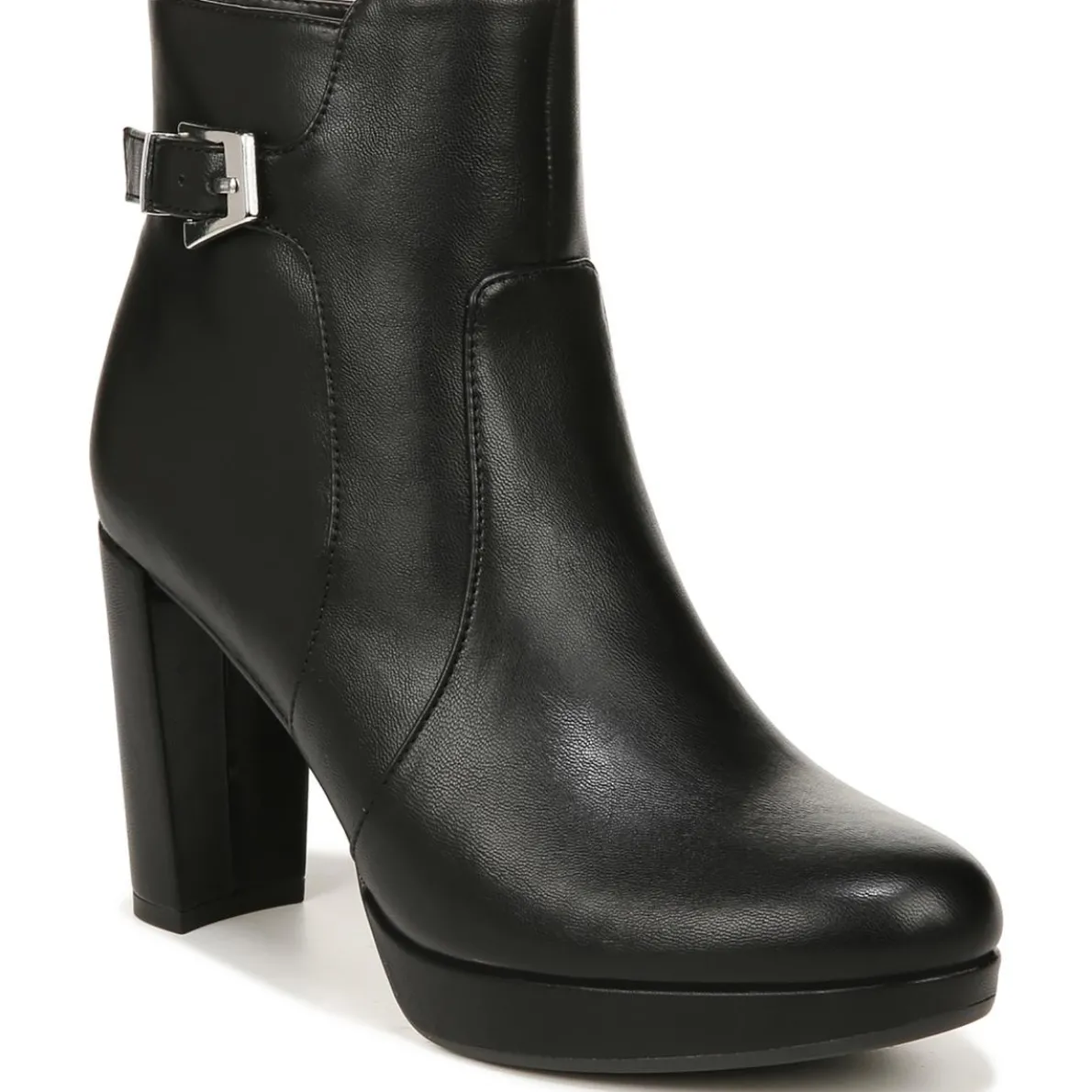 Braxton Round Toe Ankle Booties