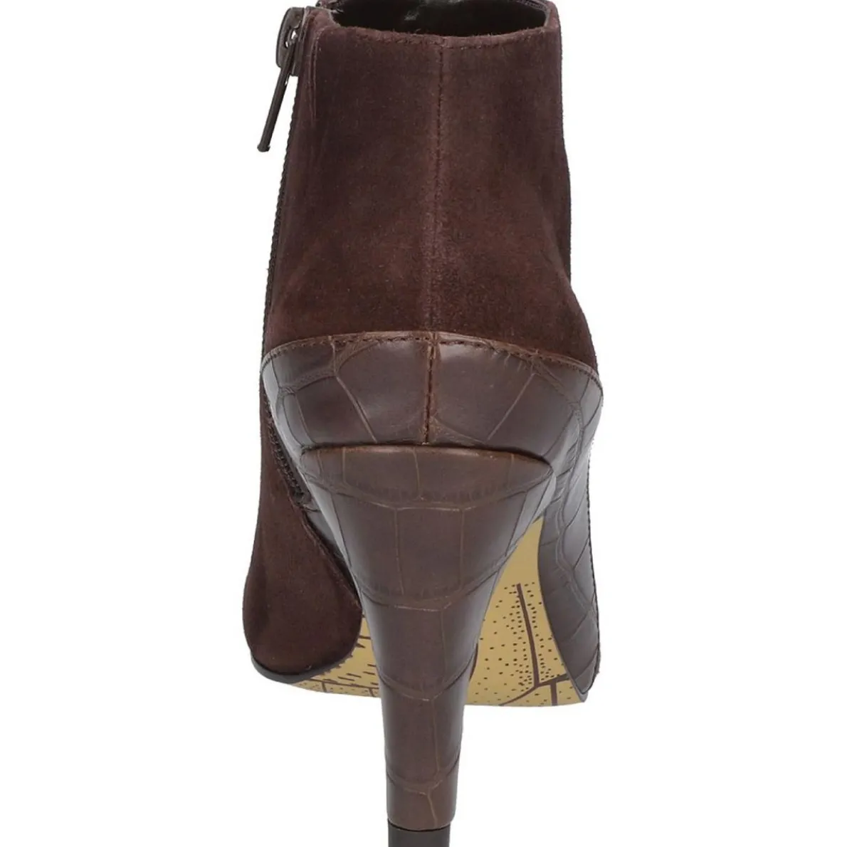 Brennan Suede Round Toe Ankle Boots